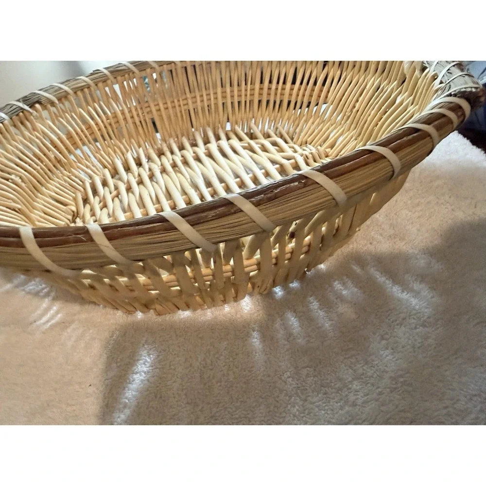 Vintage Large Round Display Basket Beige Wicker Rope Handles Handmade 16x16x5 in